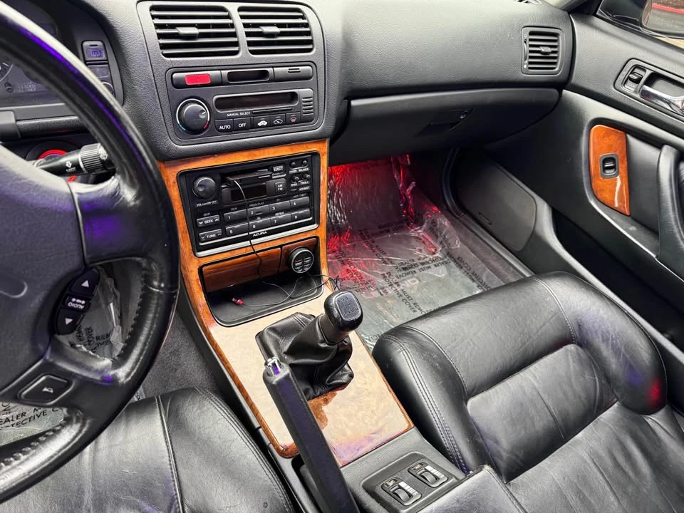 Acura Legend 1st Gen - Image 3 of 10