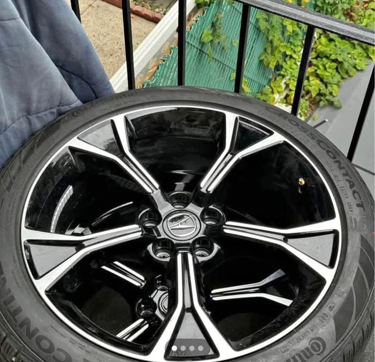 2025 Acura MDX 4th Gen - Image 2 of 4