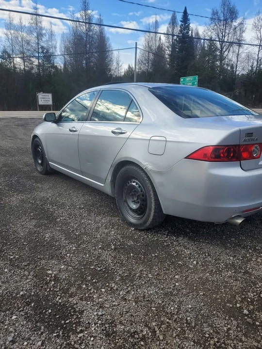 2005 Acura TSX 1st Gen - Image 3 of 3