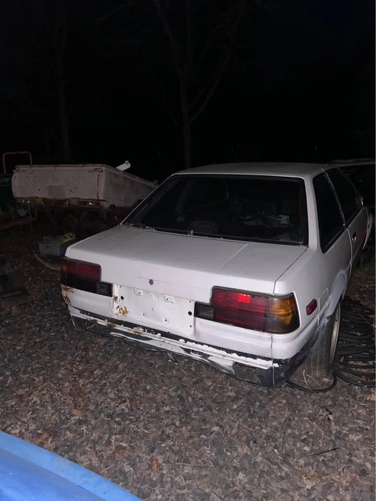 1986 Toyota Corolla AE86 - Image 2 of 5