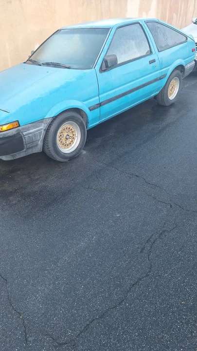 Toyota Corolla AE86 - Image 2 of 4
