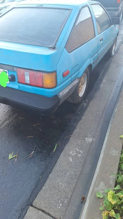 Toyota Corolla AE86 - Image 3 of 4