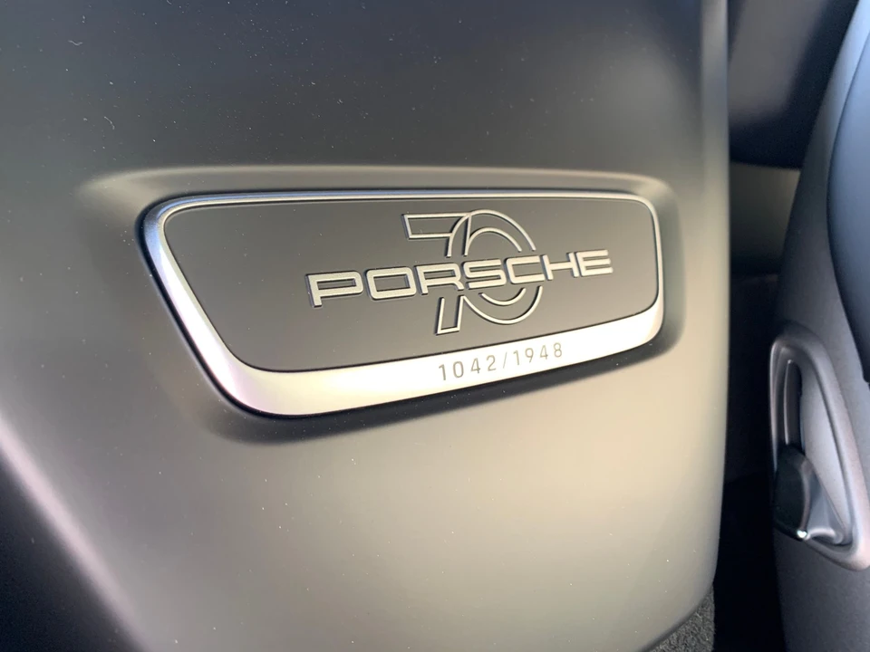 2019 Porsche 991 Speedster - Image 11 of 17