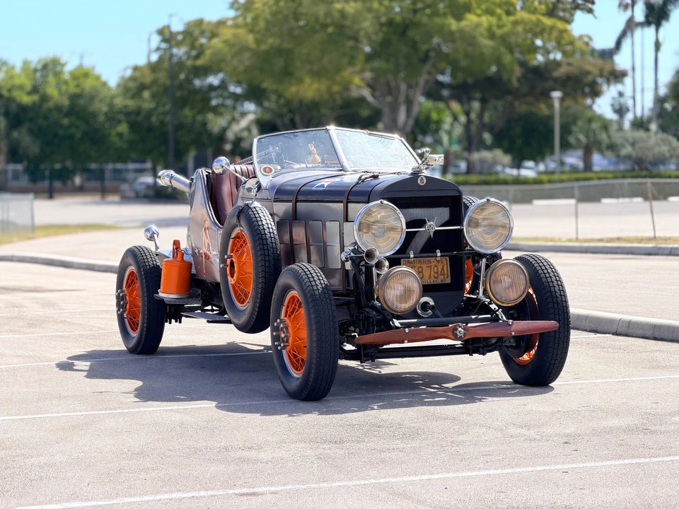 1931 Cadillac V-12 - Image 4 of 31