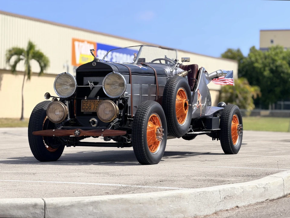 1931 Cadillac V-12 - Image 10 of 31