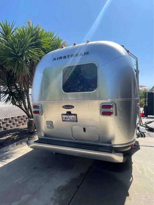 2016 Airstream - Image 9 of 10