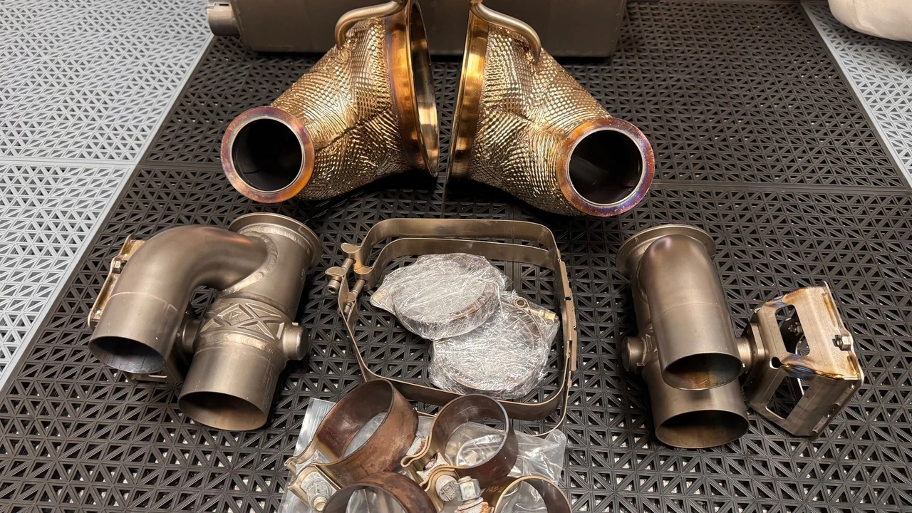 2024 Parts & Memorabilia Mechanical Components - Image 3 of 13