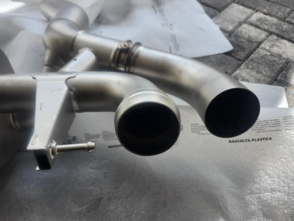 2018 Parts & Memorabilia Mechanical Components - Image 4 of 4