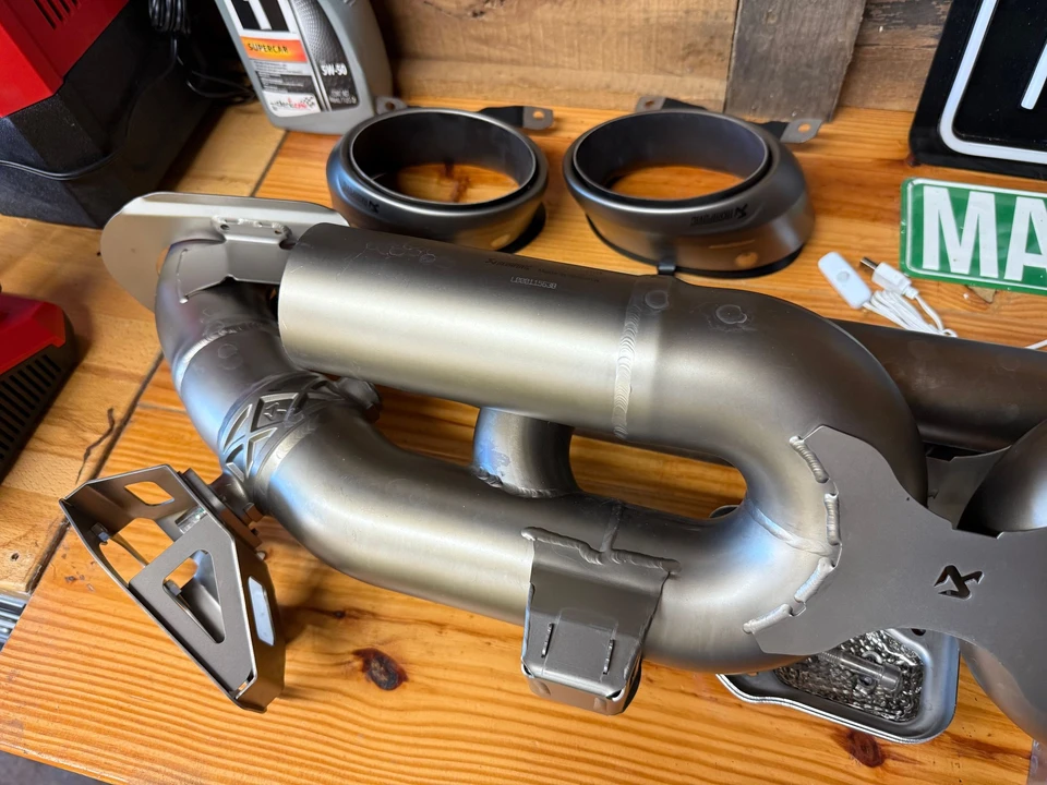 2020 Parts & Memorabilia Mechanical Components - Image 5 of 5