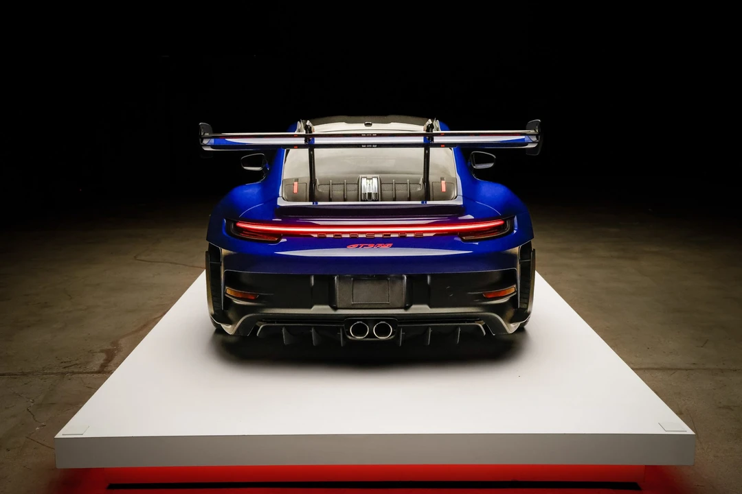 2024 Porsche 992 GT3 RS - Image 19 of 31