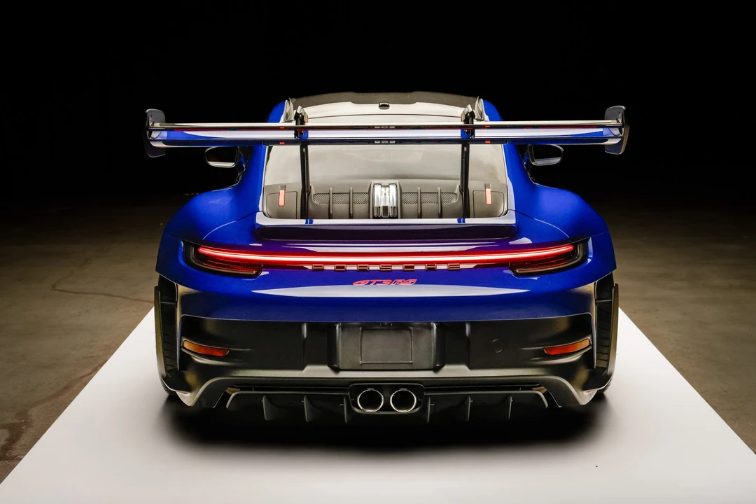 2024 Porsche 992 GT3 RS - Image 18 of 31