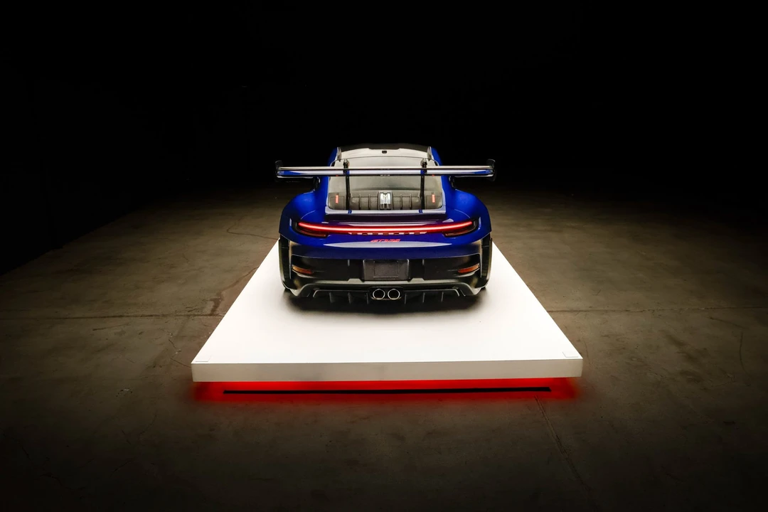 2024 Porsche 992 GT3 RS - Image 17 of 31