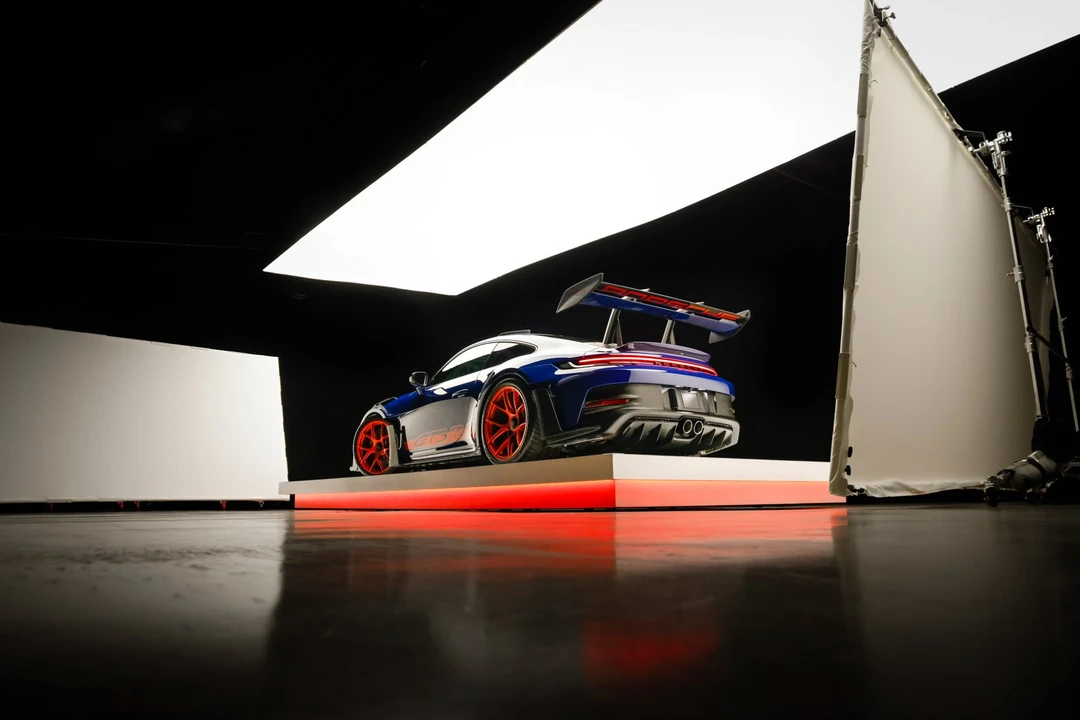 2024 Porsche 992 GT3 RS - Image 15 of 31