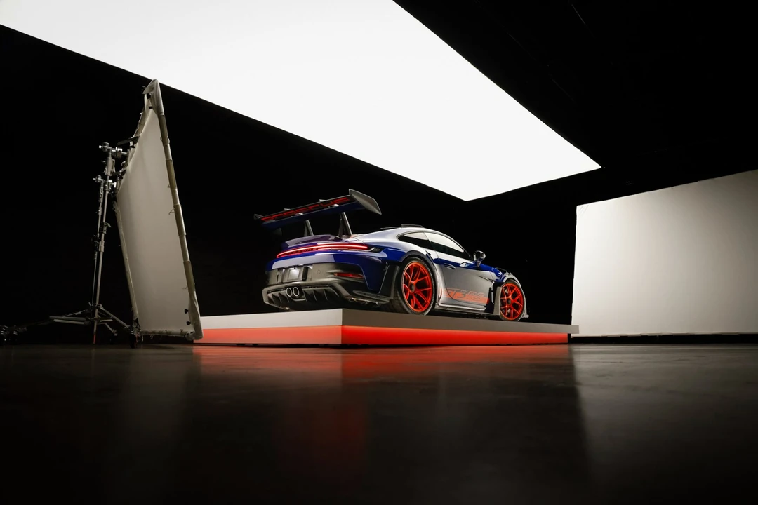 2024 Porsche 992 GT3 RS - Image 21 of 31