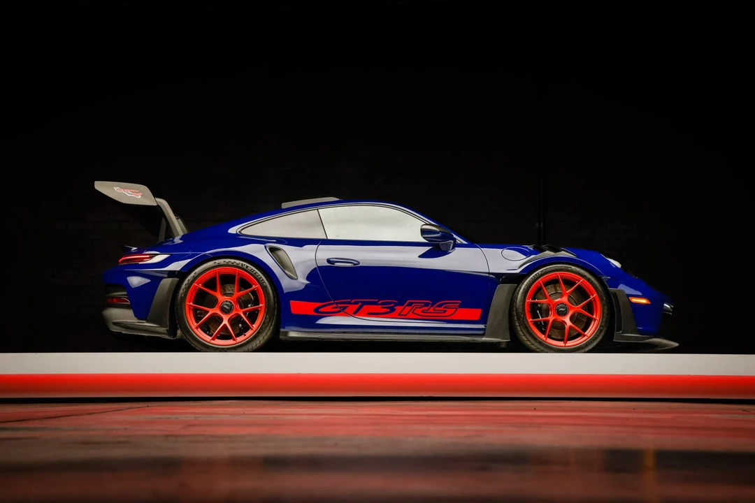 2024 Porsche 992 GT3 RS - Image 27 of 31