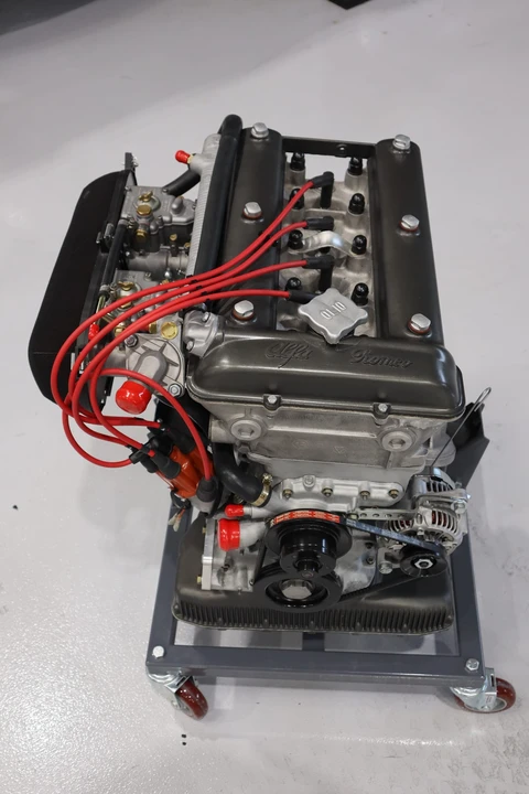 Parts & Memorabilia Engines - Image 6 of 31