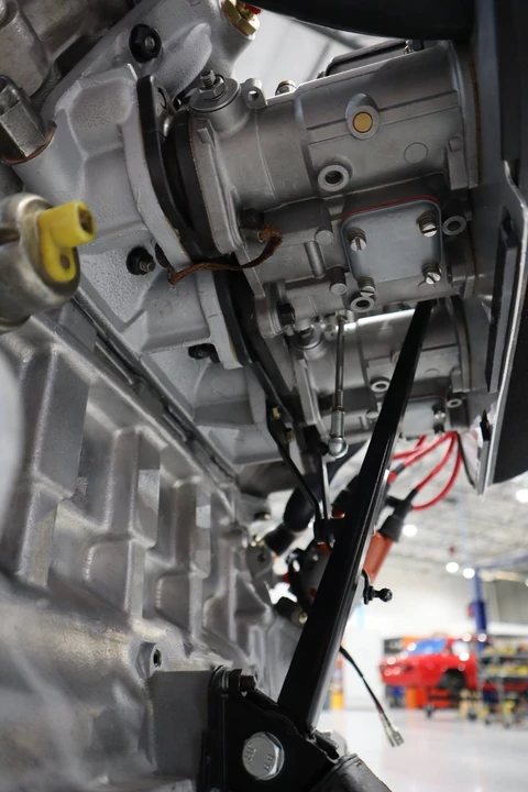 Parts & Memorabilia Engines - Image 21 of 31