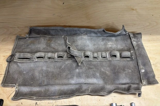 1900 Parts & Memorabilia Tools - Image 2 of 3