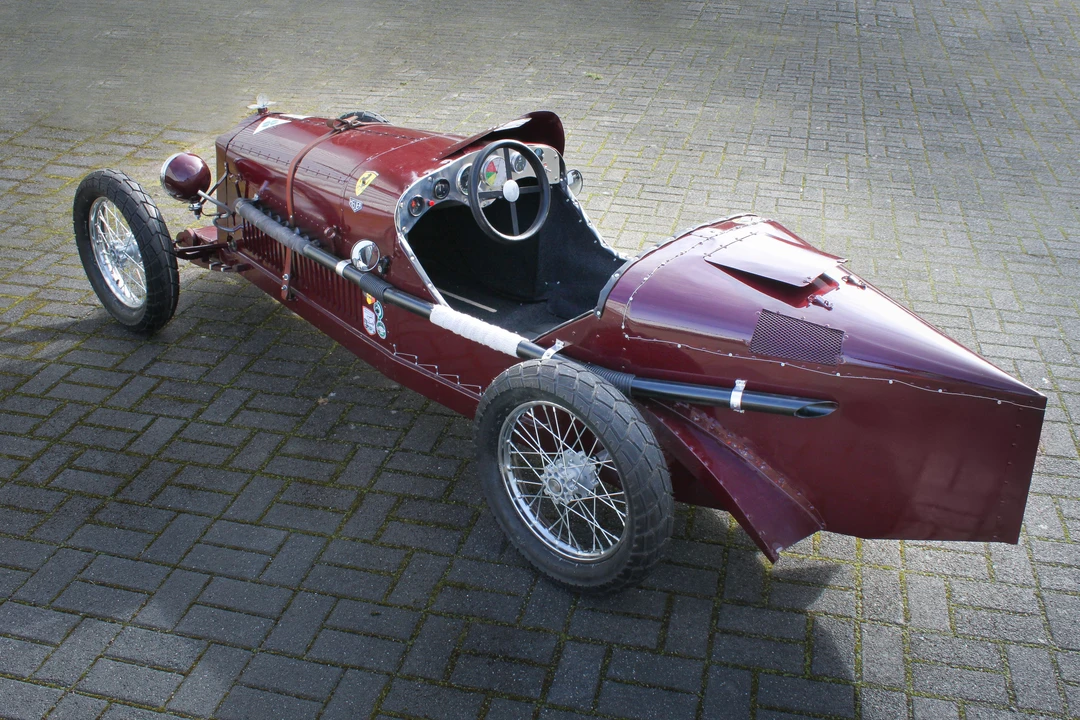 2300 Alfa Romeo 8C - Image 3 of 9
