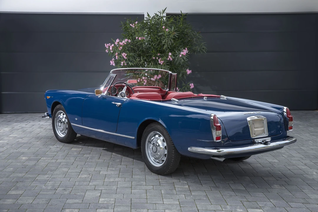 2600 Alfa Romeo 2600 - Image 4 of 20