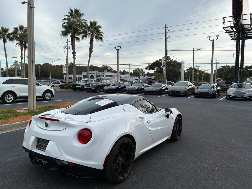 2018 Alfa Romeo 4C - Image 3 of 8