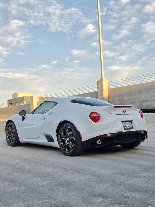 2015 Alfa Romeo 4C Coupe - Image 5 of 24