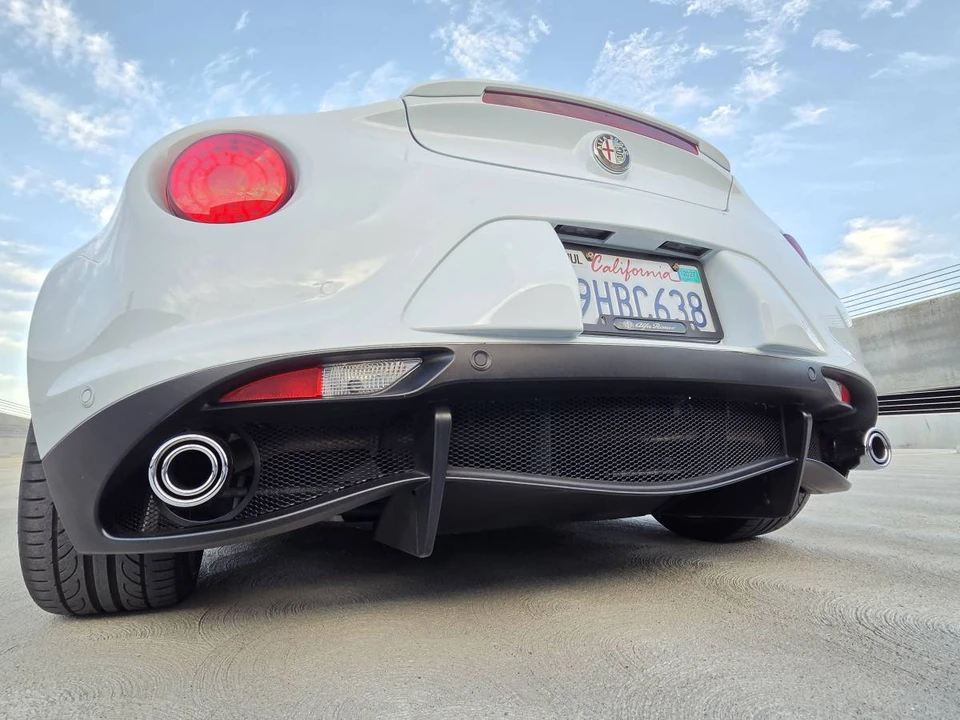 2015 Alfa Romeo 4C Coupe - Image 16 of 24