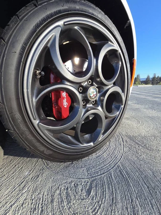 2015 Alfa Romeo 4C Coupe - Image 19 of 24