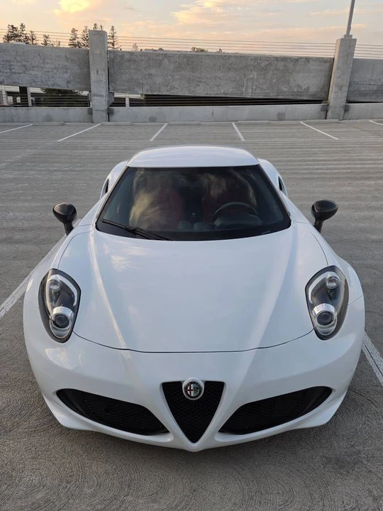2015 Alfa Romeo 4C Coupe - Image 2 of 24