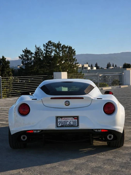 2015 Alfa Romeo 4C Coupe - Image 4 of 24