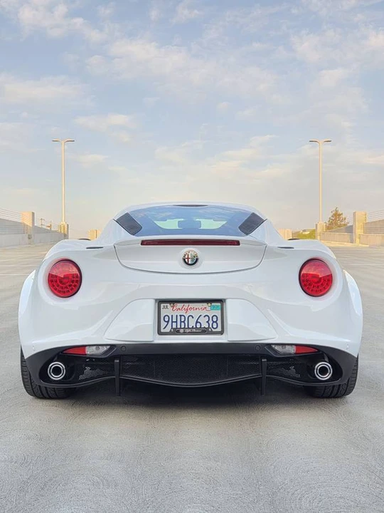 2015 Alfa Romeo 4C Coupe - Image 7 of 24