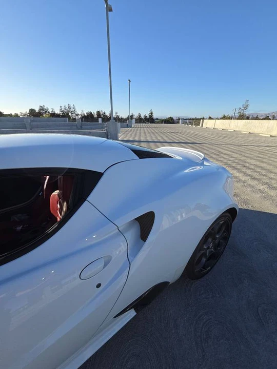 2015 Alfa Romeo 4C Coupe - Image 8 of 24