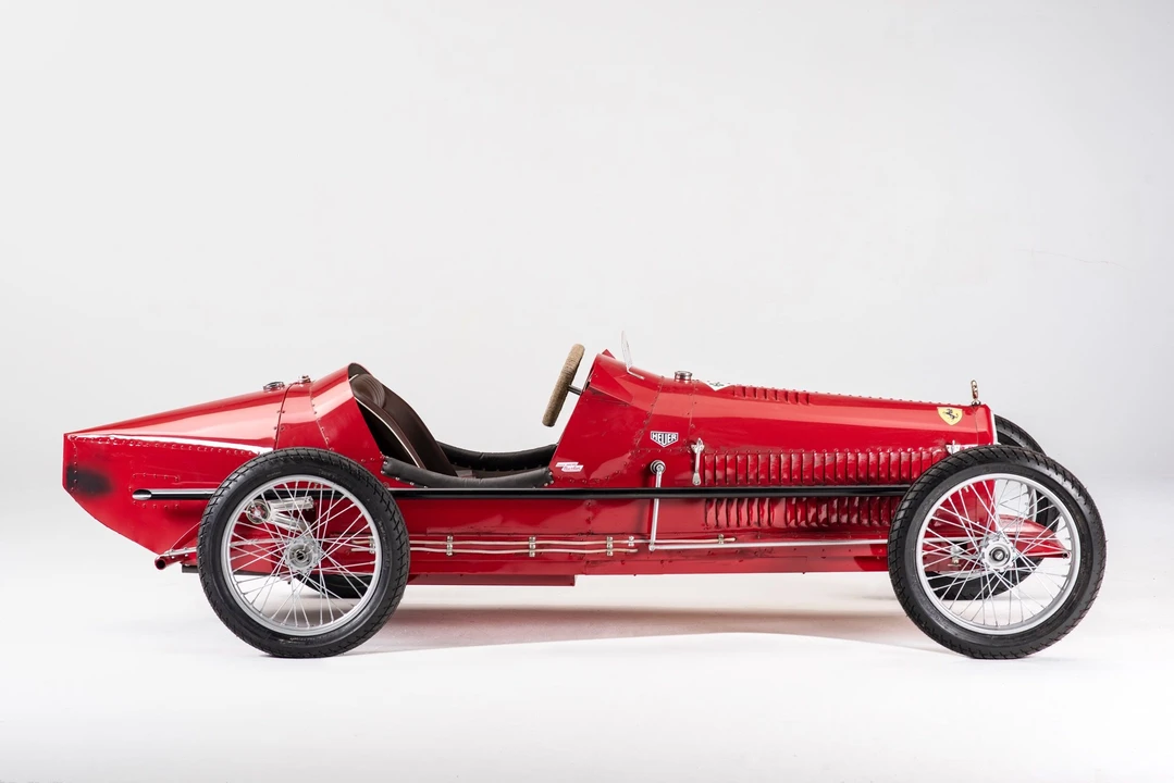 Alfa Romeo 8C - Image 3 of 13