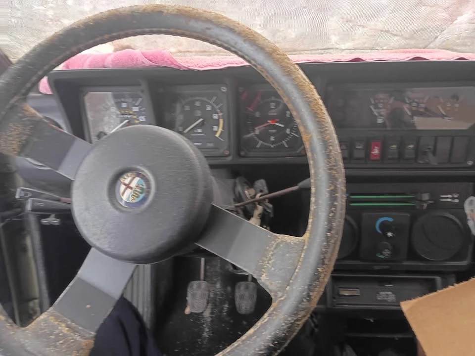 1986 Alfa Romeo Alfetta GT - Image 8 of 10