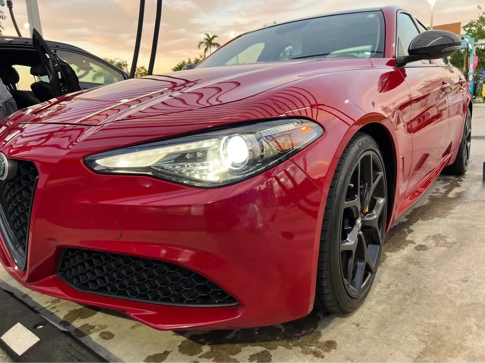 2019 Alfa Romeo Giulia - Image 6 of 8