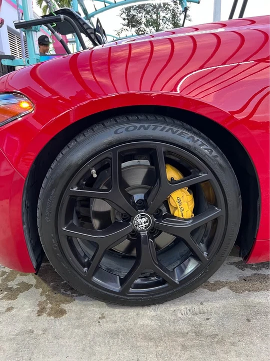 2019 Alfa Romeo Giulia - Image 7 of 8