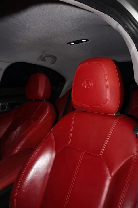 2017 Alfa Romeo Giulia - Image 5 of 7