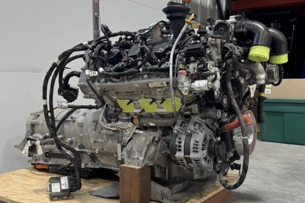 Parts & Memorabilia Gearboxes - Image 3 of 6