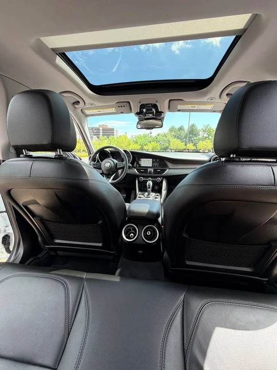 2021 Alfa Romeo Giulia - Image 13 of 15