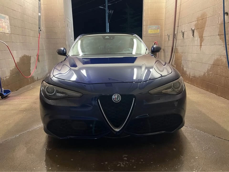 2018 Alfa Romeo Giulia - Image 8 of 9