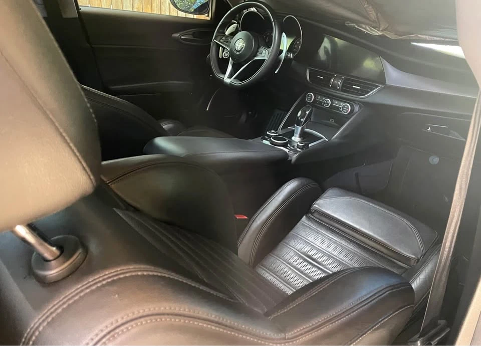 2018 Alfa Romeo Giulia - Image 9 of 9