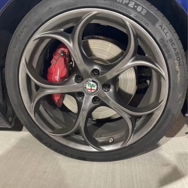 Alfa Romeo Giulia - Image 8 of 10