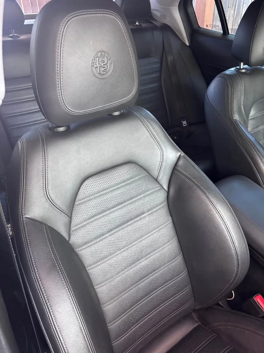Alfa Romeo Giulia - Image 9 of 10