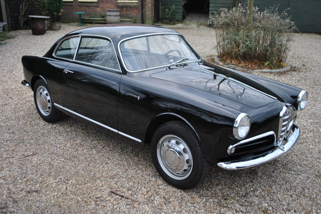 Alfa Romeo Giulietta - Image 4 of 11