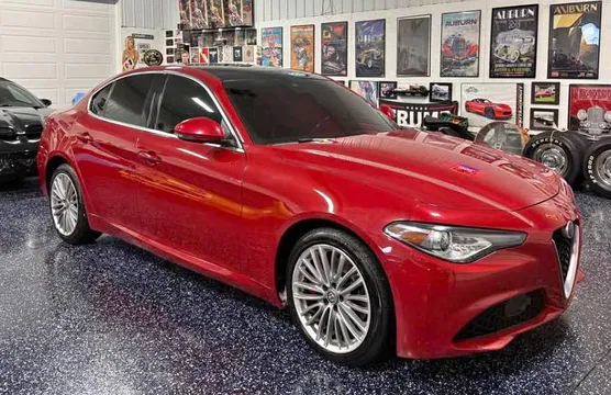 2018 Alfa Romeo Giulia Lusso