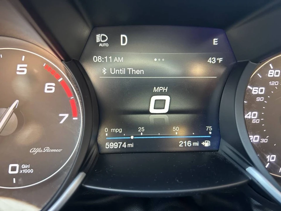 2019 Alfa Romeo Giulia - Image 4 of 21