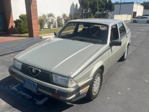 1987 Alfa Romeo Milano V6 2.5L