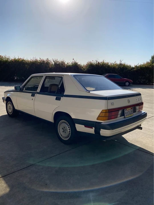 Alfa Romeo 75/Milano - Image 3 of 4