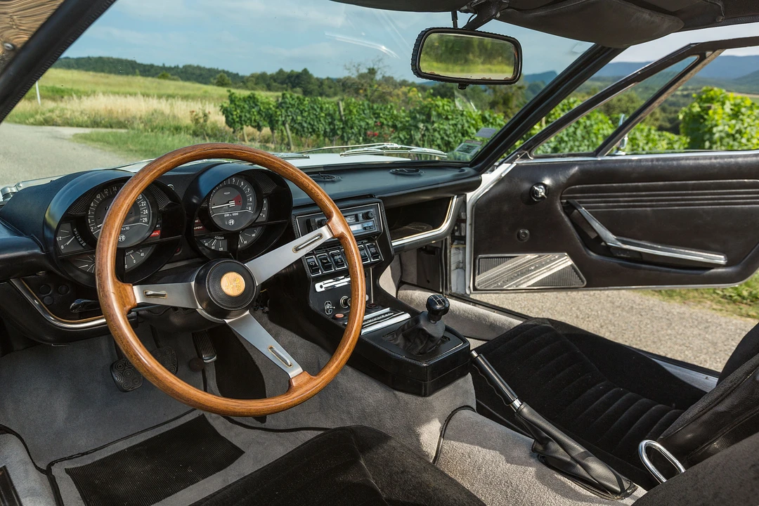 Alfa Romeo Montreal - Image 15 of 31