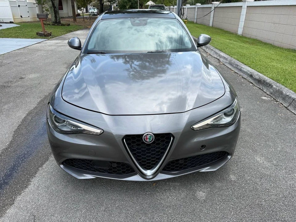 2017 Alfa Romeo Giulia - Image 2 of 15